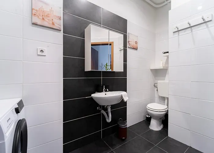 Premium With 4 Bedrooms 3 Bathrooms At Synagogue Budapeste