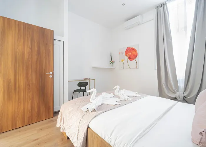 Premium With 4 Bedrooms 3 Bathrooms At Synagogue