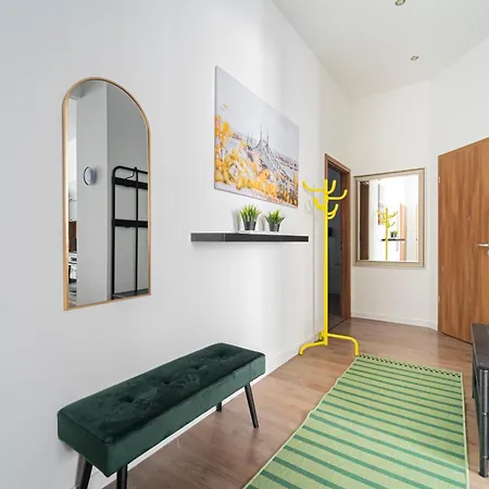 Premium With 4 Bedrooms 3 Bathrooms Budapest