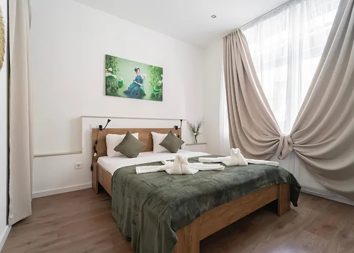 Premium With 4 Bedrooms 3 Bathrooms At Synagogue 부다페스트