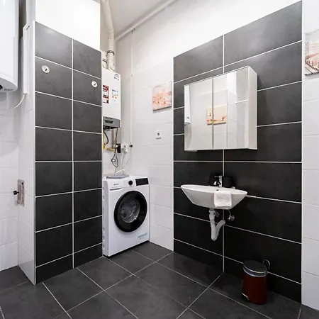 Apartman Premium With 4 Bedrooms 3 Bathrooms At Synagogue